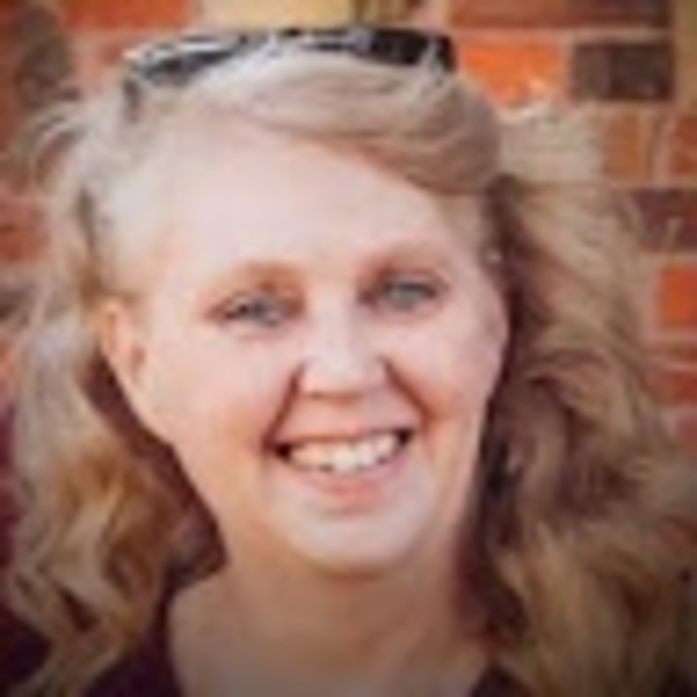 Meet your Posher, Jenelle